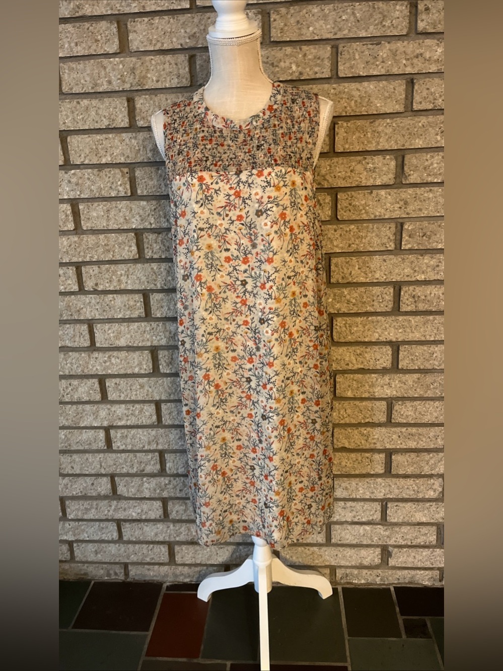 Massini Floral Sleeveless Midi Dress in Cream, Orange and Blue